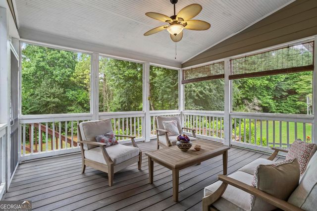 203 Glenhaven Way, Woodstock, GA 30188
