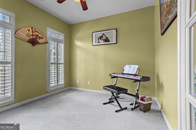 203 Glenhaven Way, Woodstock, GA 30188