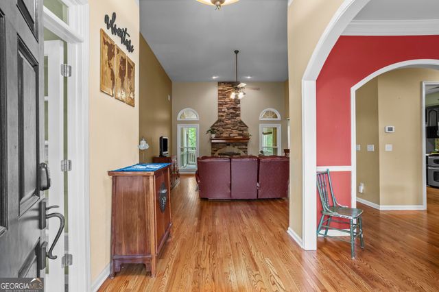 203 Glenhaven Way, Woodstock, GA 30188
