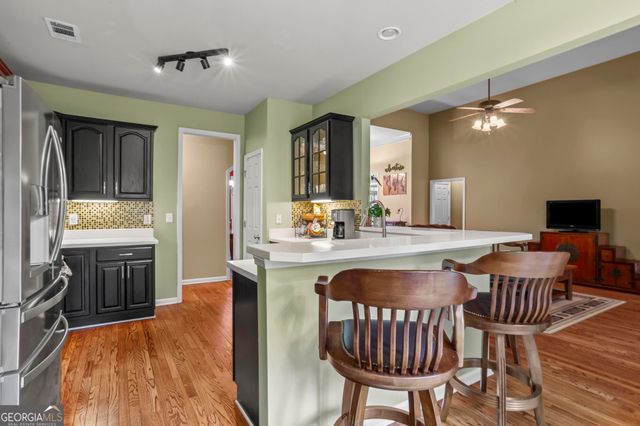 203 Glenhaven Way, Woodstock, GA 30188