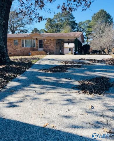 387 Crawford Road, Scottsboro, AL 35768