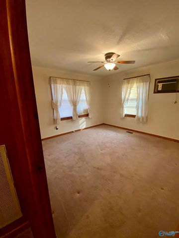 387 Crawford Road, Scottsboro, AL 35768