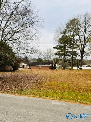 387 Crawford Road, Scottsboro, AL 35768