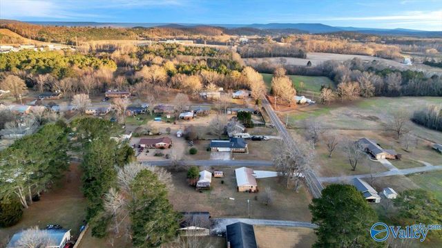 387 Crawford Road, Scottsboro, AL 35768