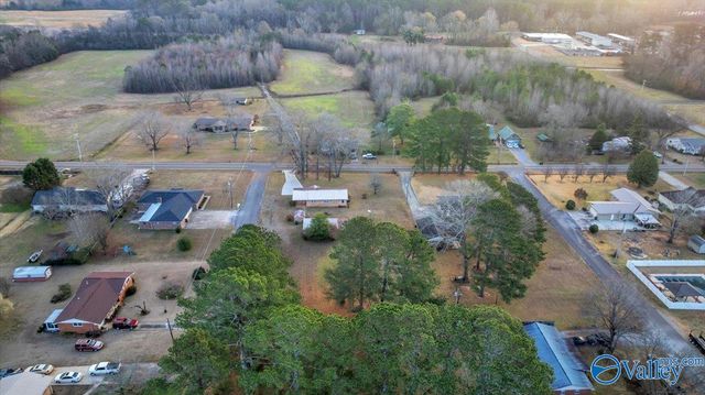 387 Crawford Road, Scottsboro, AL 35768