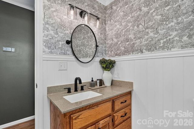 510 Mauneyville Road, Cherryville, NC 28021