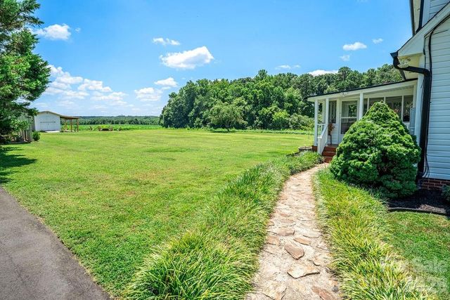 510 Mauneyville Road, Cherryville, NC 28021