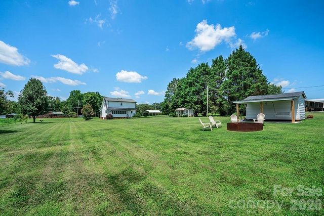 510 Mauneyville Road, Cherryville, NC 28021