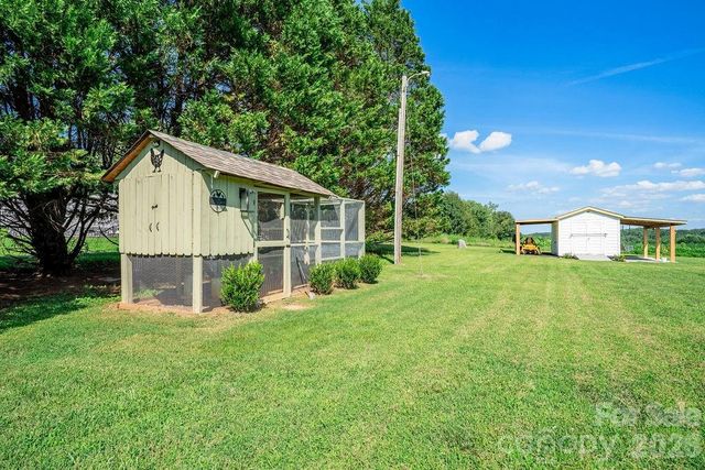 510 Mauneyville Road, Cherryville, NC 28021