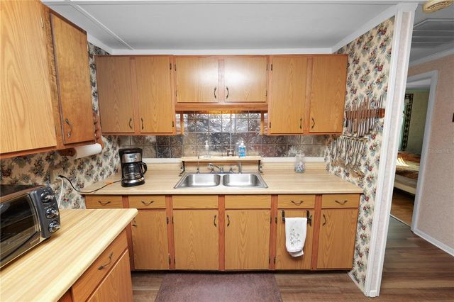 1805 DUFF ROAD, Lakeland, FL 33810