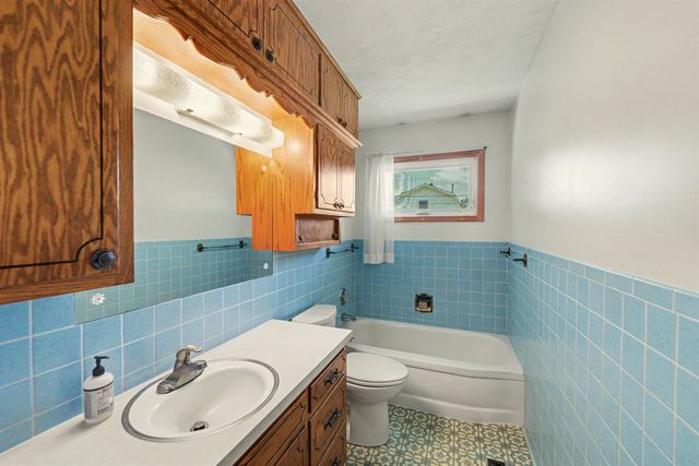 1317 Indian Rock Ln., Salina, KS 67401