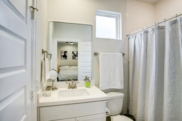 2804 Grand Fountains Drive C, Houston, TX 77054