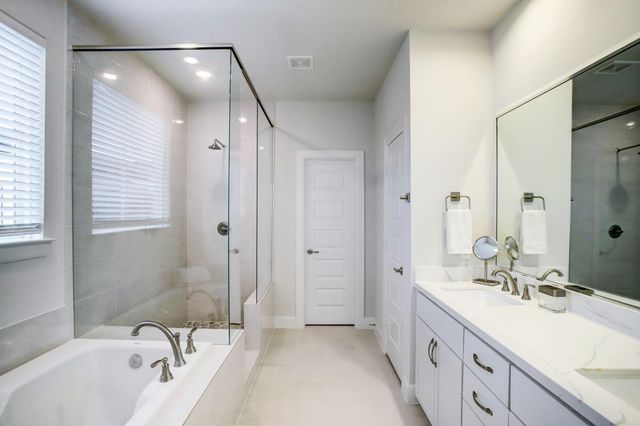 2804 Grand Fountains Drive C, Houston, TX 77054