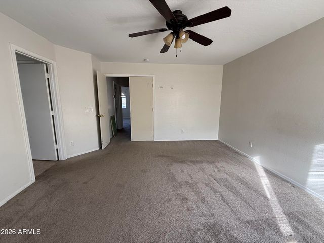 11037 W LANE Avenue, Glendale, AZ 85307