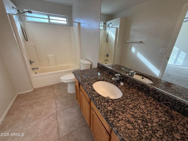 11037 W LANE Avenue, Glendale, AZ 85307