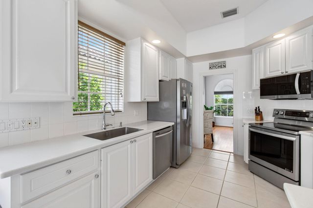 8317 Xanthus Lane, Wellington, FL 33414