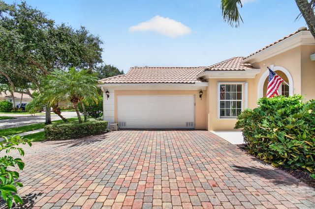 8317 Xanthus Lane, Wellington, FL 33414