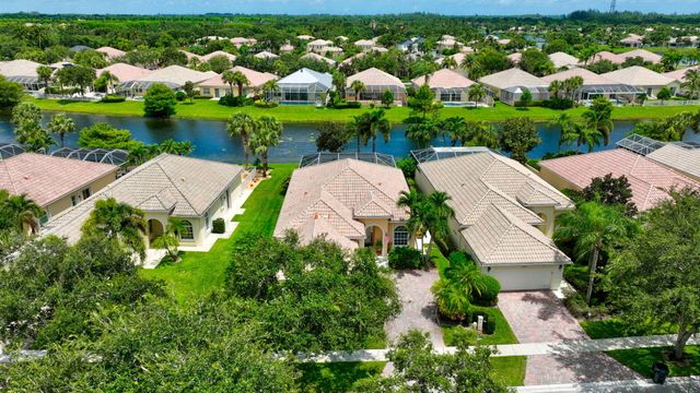 8317 Xanthus Lane, Wellington, FL 33414
