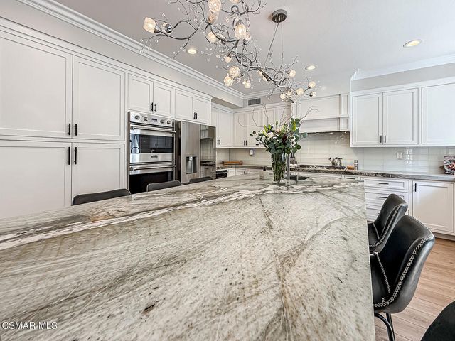 1795 Red Robin Place, Newbury Park, CA 91320