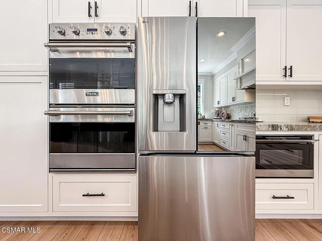 1795 Red Robin Place, Newbury Park, CA 91320