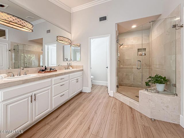 1795 Red Robin Place, Newbury Park, CA 91320