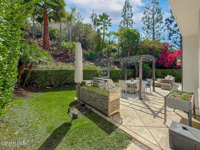 1795 Red Robin Place, Newbury Park, CA 91320