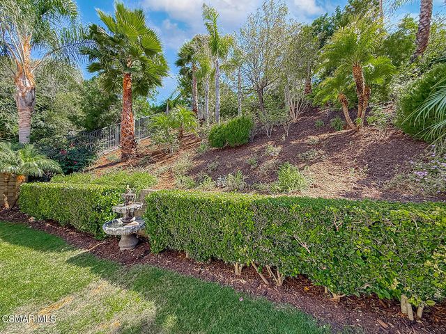 1795 Red Robin Place, Newbury Park, CA 91320