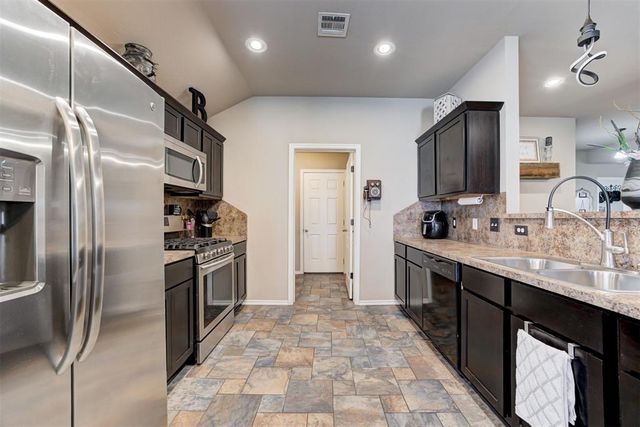 11825 NW 130th Street, Piedmont, OK 73078