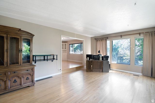 2342 E COMBE RD, Uintah, UT 84403