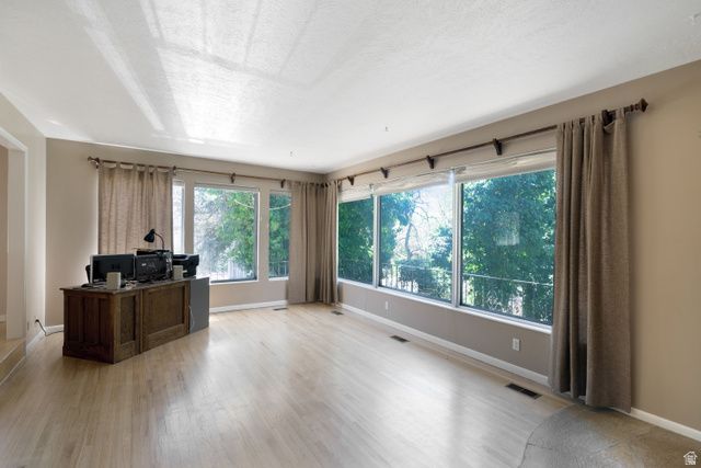 2342 E COMBE RD, Uintah, UT 84403