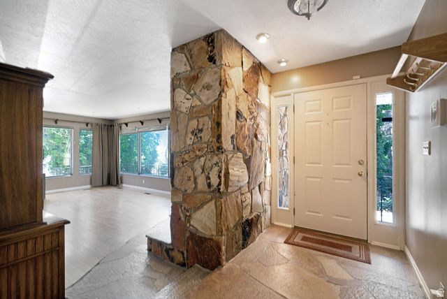 2342 E COMBE RD, Uintah, UT 84403