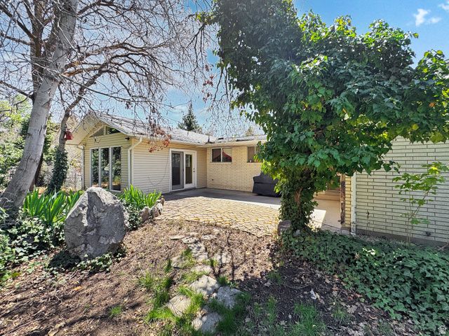 2342 E COMBE RD, Uintah, UT 84403