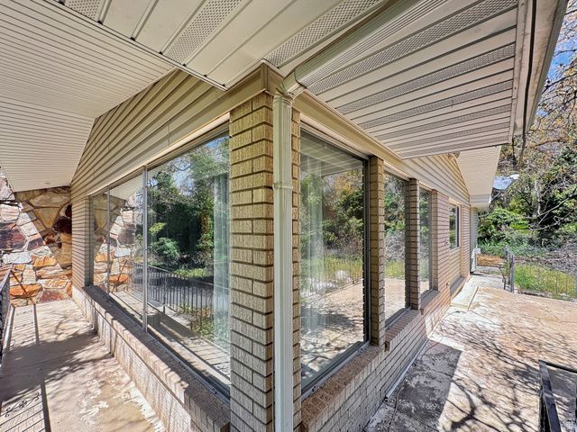 2342 E COMBE RD, Uintah, UT 84403