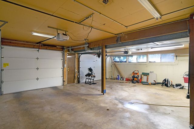 2342 E COMBE RD, Uintah, UT 84403