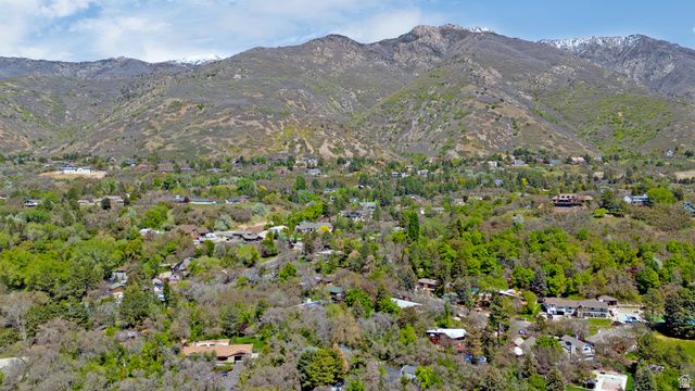 2342 E COMBE RD, Uintah, UT 84403