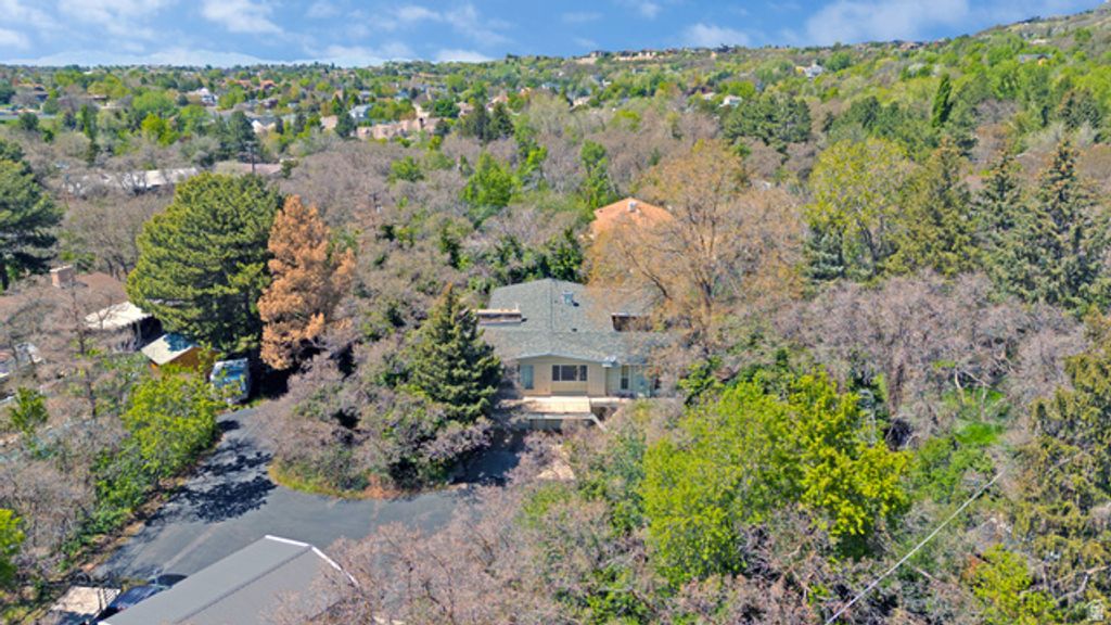 Image 49 of property listing at 2342 E COMBE RD, Uintah, UT 84403
