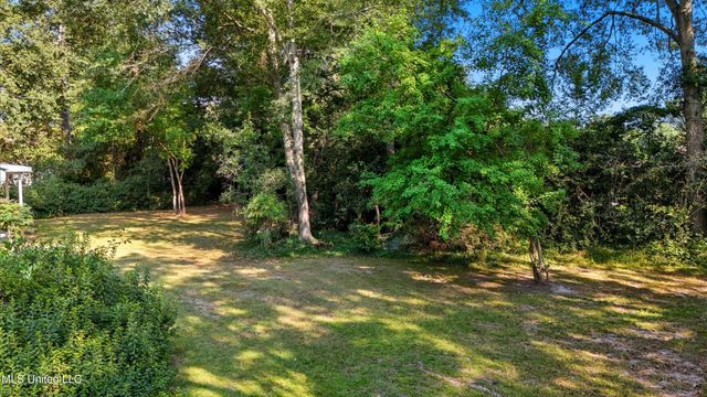 1624 Fifth Avenue, Picayune, MS 39466