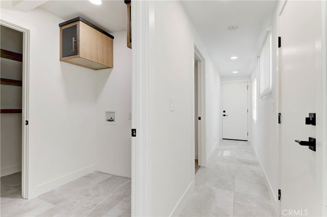 5515 Hermitage, Valley Village, CA 91607