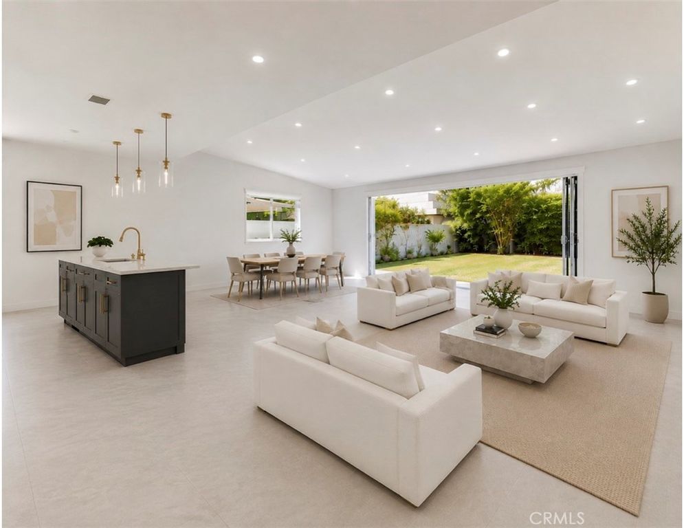 5515 Hermitage, Valley Village, CA 91607