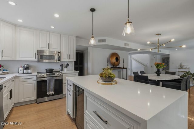 4525 N 66TH Street 101, Scottsdale, AZ 85251
