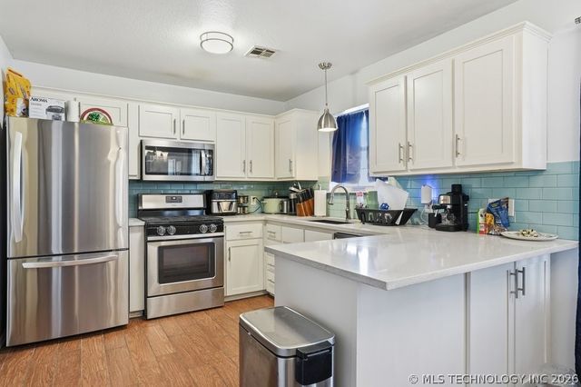 8207 N 128th East Avenue, Owasso, OK 74055