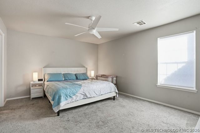 8207 N 128th East Avenue, Owasso, OK 74055