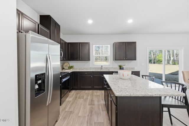 562 Brickview Court, Sanford, NC 27330