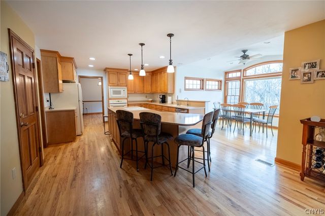 8856 Lombardi Drive, Cicero, NY 13039