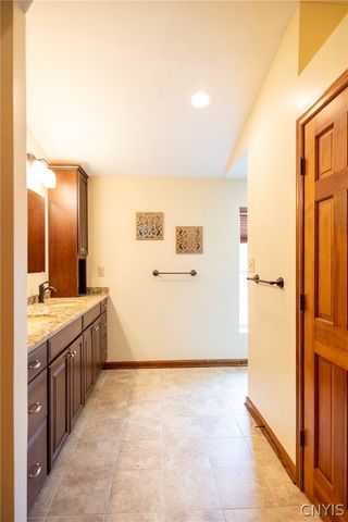 8856 Lombardi Drive, Cicero, NY 13039