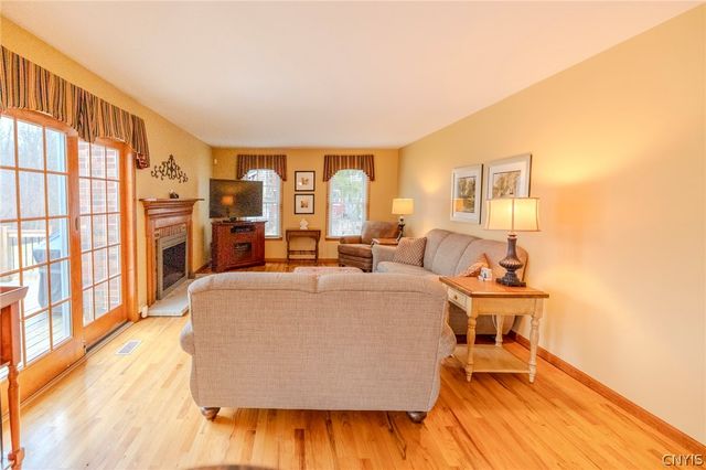 8856 Lombardi Drive, Cicero, NY 13039