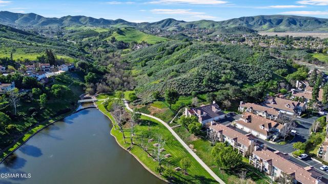 264 Ridgeton Lane B, Simi Valley, CA 93065