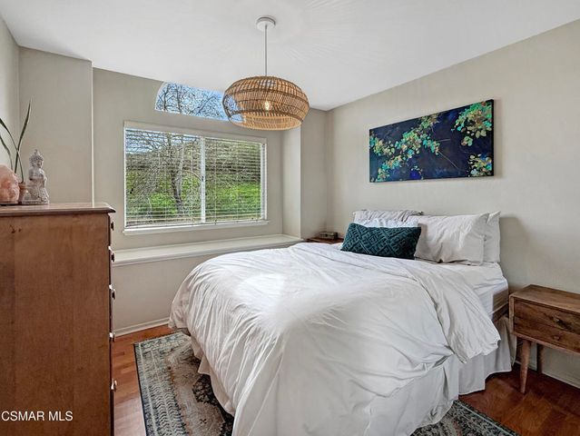 264 Ridgeton Lane B, Simi Valley, CA 93065