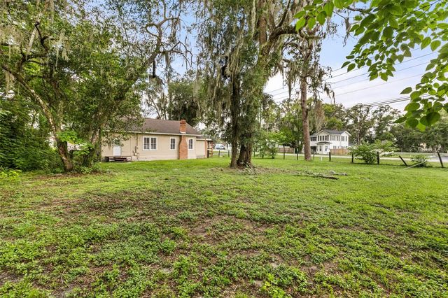 1921 NE 8TH ROAD, Ocala, FL 34470