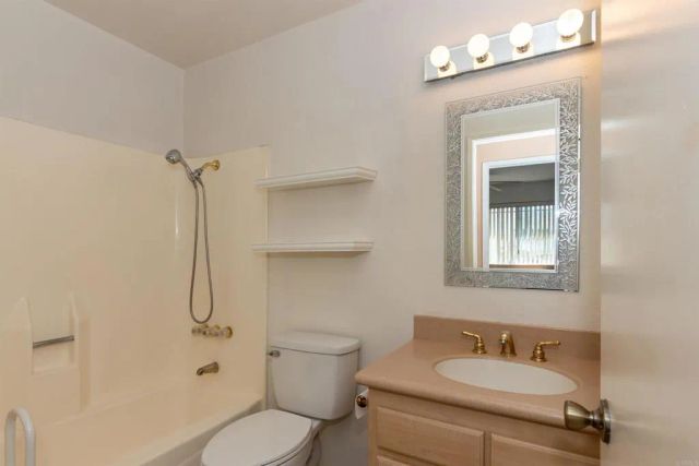 4966 Perkon Place, San Diego, CA 92105